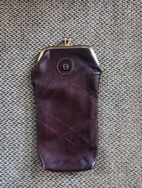 Vintage Etienne Aigner Italian Leather Kiss-lock Pouch